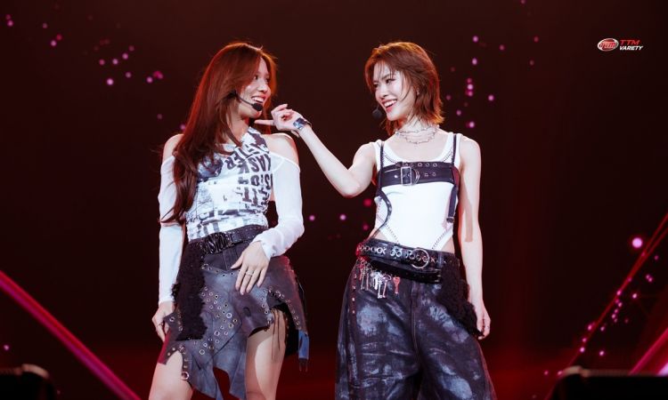 ทัชใจเต็มอิ่มครบรส! ประมวลภาพ “เอมี่-บอนนี่” ในงาน “Moonshadow : The Afterglow Fan Party” และงาน “Moonshadow : The Afterglow After Party”