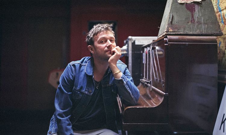 ชม Damon Albarn ขนเพลงฮิตของ Blur โชว์กันสดๆ ในทัวร์คอนเสิร์ตที่อังกฤษ