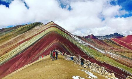 Apu Winicunca ภูเขาสายรุ้ง มหัศจรรย์ธรรมชาติสร้าง ณ เปรู