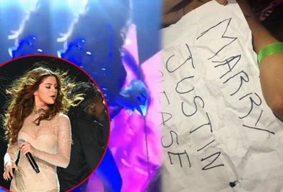 จี๊ดมากกกก!! Selena Gomez ขว้างกระดาษของแฟนคลับที่เขียนว่า Marry Justin Please ทิ้ง!