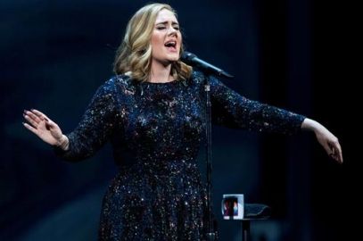 แฟนๆ ผิดหวัง Adele บอกปัดข้อเสนอ Super Bowl Halftime Show