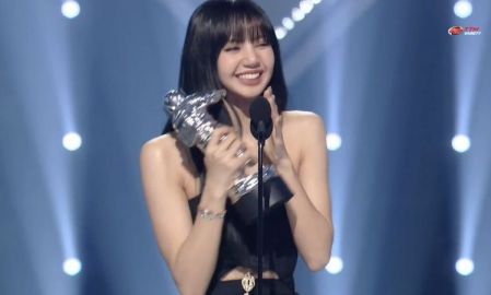 ลิซ่า BLACKPINK สร้างประวัติศาสตร์ K-POP คว้ารางวัล “Best K-Pop” ที่งาน MTV VMAs 2022